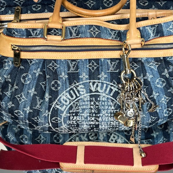 Louis Vuitton Denim Cabas Raye GM Tote Handbag - Picture 8 of 17